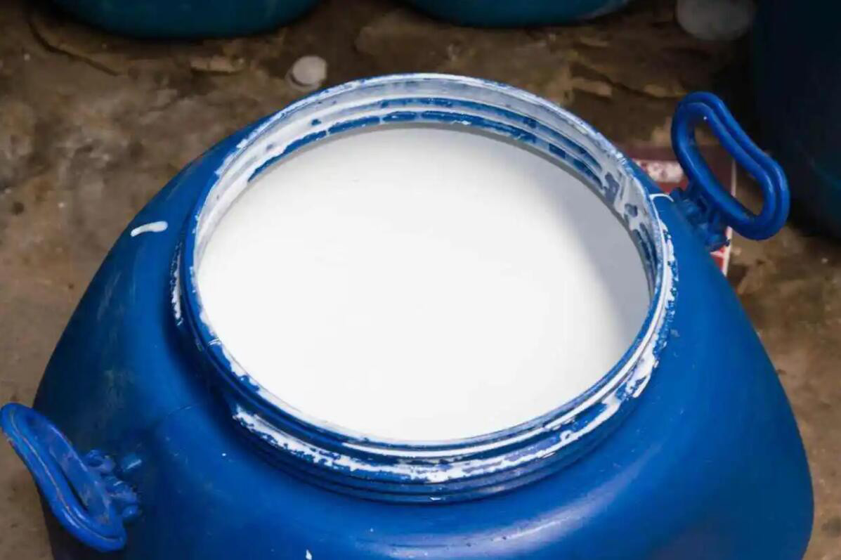 （圖：水性脫模劑展示圖）